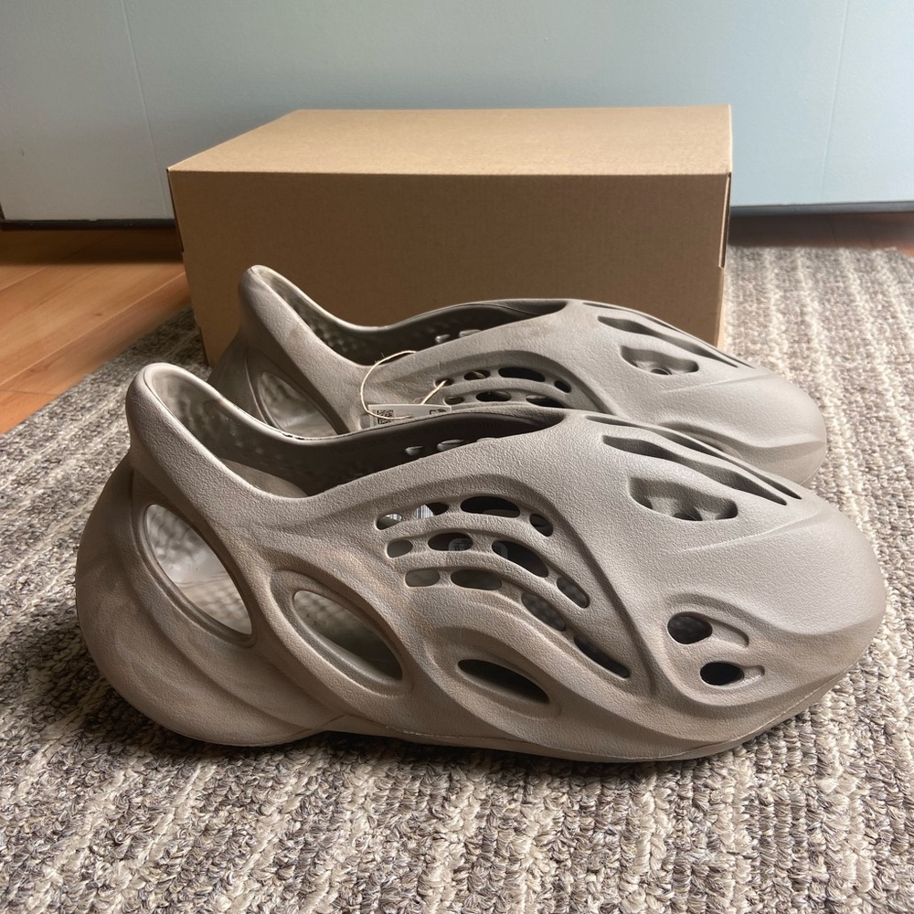 Yeezy Foam Runner Stone Sage